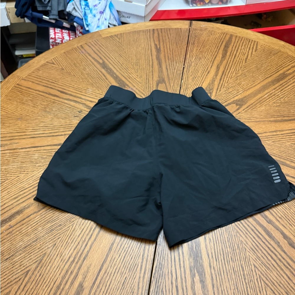 Under Armour Women's Black and Gray Athletic Shorts - Picture 4 of 8